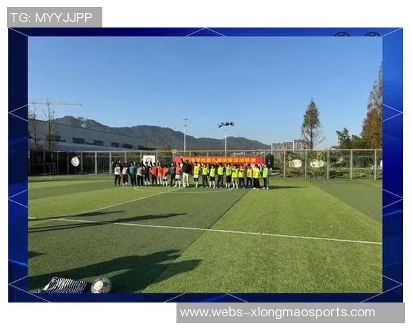 追逐梦想的绿茵场上游戏足球的激情与荣耀